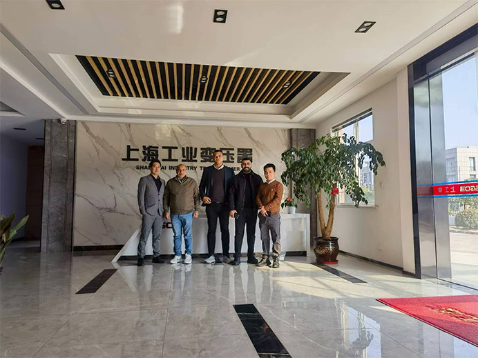 Szeretettel és őszintén üdvözlöm az egyiptomi ügyfeleket, hogy fizikailag látogassák meg műhelyünket!